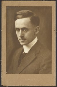  av Louis Fleckenstein