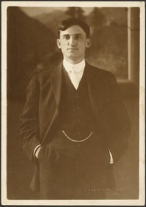[Portrett av en mann med urkjede] av Louis Fleckenstein