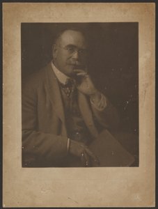  av Louis Fleckenstein