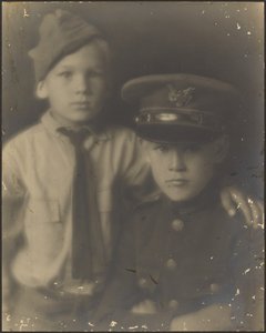  av Louis Fleckenstein