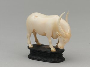 Svart biskop, sjakkbrikke, India, 1820 ca av Louis Thomas Bardel