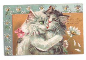 Edwardiansk postkort av to katter som klemmer hverandre, ca. 1910 av Louis Wain