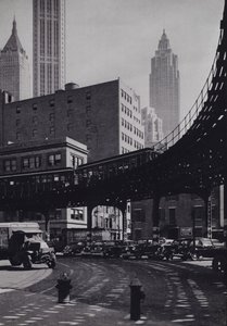 Manhattan: Coenties Slip, forhøyet jernbane (s/hvitt bilde) av Mario Bucovich