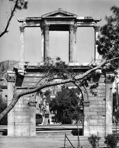 Hadrians bue, Athen, 1937. av Martin Hurlimann