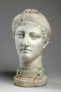 Byste av en gresk kvinne (marmor) (se også 876113) av Mary Thornycroft