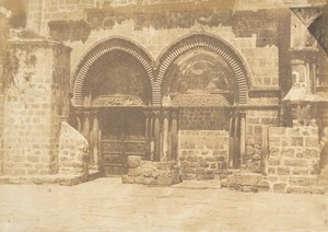 Fasade til Den hellige gravs kirke, Jerusalem nr. 1, 19. august 1850. av Maxime Du Camp