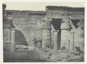Medinet-Habou, Peristyle av Ramses-Méiamoun-palasset; Theben av Maxime Du Camp