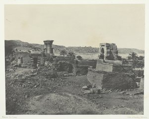 Landsby og tempel på øya Béghé, vest for Filoe, Nubia, 184951, trykt 1852. av Maxime Du Camp