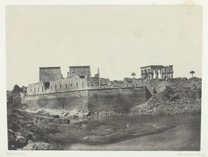 Utsikt fra den sørvestlige vinkelen, Filoe, Nubia, 184951, trykt 1852. av Maxime Du Camp
