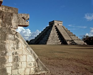 Den store ballbanen og castillo, 750-1200 av Mayan