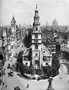 Church of St Clement Danes, Strand og Fleet Street fra Australia House, London, 1926-1927. av McLeish