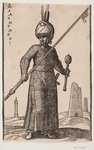 Stående soldat, sett forfra; i høyre hånd en lanse med en vimpel på spissen; i venstre hånd, en kølle; på hodet en turban med to fjær; i landskapet, et «fyrtårn» og et par obelisklignende bygninger av Melchior Lorck