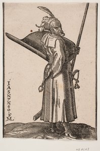 Stående soldat (akinci), profil til r.; i r. hånd en kølle, i v. hånd en lanse, hvis topp er utenfor øvre rammelinje; på r. arm et skjold med innsiden vendt oppover, ved r. side et sverd av Melchior Lorck