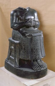 Hodeløs statue av Prins Gudea (2170-2130 f.Kr.) som arkitekt, fra Telloh (gamle Gersu) 2100-2000 f.Kr. (dioritt)