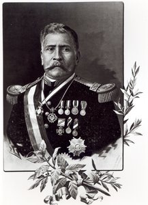 Portrett av Porfirio Diaz (1830-1915) av Mexican School