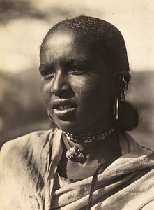 Building an Empire i den fascistiske tidsalderen: ung abyssinisk jente, 09.05.1936 (s/hvitt-bilde)