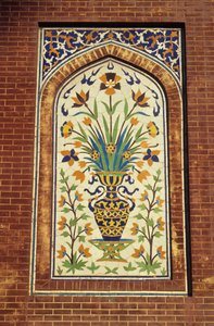 Glasert flismosaikk, ca. 1634-35 (fajanse) av Mughal School