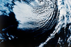 Jorden fra verdensrommet - syklon, c1980-tallet. av NASA Images