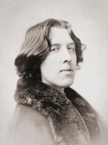 Oscar Wilde, tidlig på 1880-tallet (s/hvitt-bilde) av Napoleon Sarony
