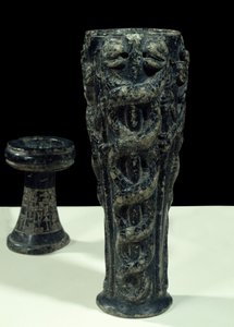 Gudeas libationvase for Ningishzidda. Art of Mesopotamia. Nysumerisk periode (ca. 2150-2000 f.Kr.) Steatitt. Fra Tello. Høyde: 0,23m Musée du Louvre av Neo Sumerian Neo Sumerian