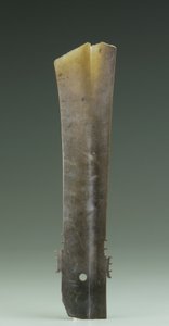 Gaffelmeisel (zhang), Qijia-kultur, ca. 2500-2000 f.Kr. (jade) av Neolithic Period Chinese School