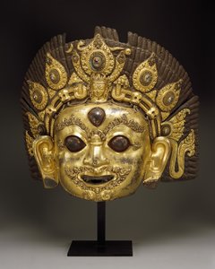 Maske av Bhairava (forgylt kobber repoussé og edelstener)