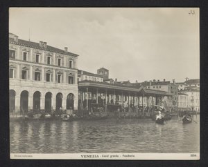 Dekket fiskemarked i Venezia Venezia - Canal Grande - Pescheria (tittel på objekt)
