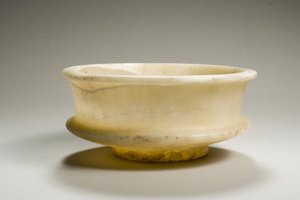 Tazza, 18.–19. dynasti, 1540–1186 f.Kr. (alabast)