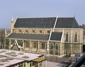 Utsikt utvendig, bygget 1714-24 av Nicholas Hawksmoor