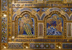 Verdun-alteret laget i gull og enamaille av Nicolas de Verdun (ca. 1130/50-1205): scener fra Det gamle og nye testamente: detalj som viser himmelfarten til Elias og Moses som mottar lovens tabeller. Klosterneuburg Wien, Østerrike fra 1100-tallet