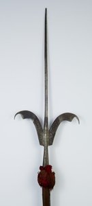 Friuli Spear (stål, tre og stoff med spor av forgylling) av Northern Italian School