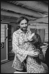 Dennis Hopper og kona Michelle Phillips hjemme i New Mexico