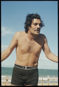 Omar Sharif på stranden