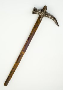 War Hammer, ca. 1680 (jern og tre med sølvtråd og tekstiler) av Ottoman School