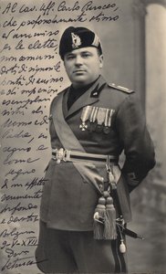 Album "MVSN- Blackshirts": Centurion of the Militia i full uniform, 05/1939 (s/hv-bilde) av Pasquini Pasquini