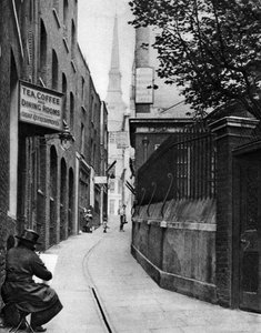 Huggin Lane, London, 1926-1927.