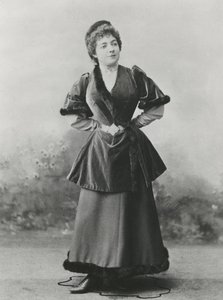 Portrett av Juliette Girard, ca. 1900