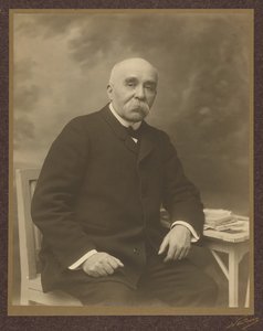  av Paul Nadar