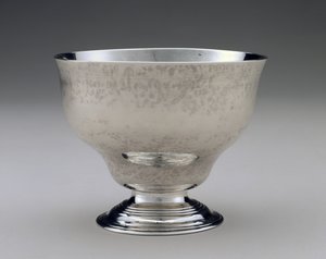 Slop Bowl av Paul Revere