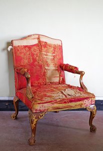 En George III åpen lenestol av Paul Saunders
