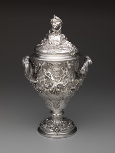 Dekket kopp, 1742