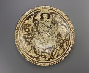 Dish, Kashan-regionen, Iran, Saljuq-dynastiet, slutten av 1100-begynnelsen av 1200-tallet (keramikk)