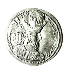 Forsiden av en mynt som viser profilen til Shapur II (310-79), Sassanian (sølv) (se 162414 for bakside)