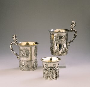 To krus, 1830 og 1795, og et beger av Peter Andreas Moller