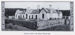 Benjamin Boyds gamle hjem, Twofold Bay (s/hvitt-bilde) av Photographer Australian