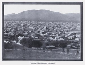 The City of Rockhampton, Queensland (s/hvitt bilde) av Photographer Australian