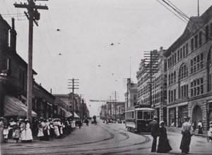 Granville Street, Vancouver (s/hvitt bilde) av Photographer Canadian