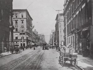 Looking Up Yonge Street, Corner of King, Toronto (s/hv-bilde) av Photographer Canadian