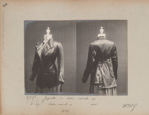 Albumside: House of Worth, Jacket av Photographer French