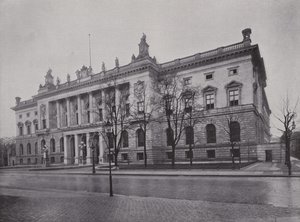 Representantenes hus (s/hvitt bilde) av Photographer German